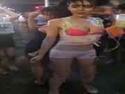 คลิปเด็ดๆสงกรานต์RCAสาวสวยเซ็กซี่นมโตๆเต้นโชว์เสียวซื๊ดโคตรน่าเย็ดเลย