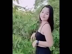 คลิปโป๊ไทยบ้านหนุ่มอิสานพาสาวมาเย็ดหีในป่าข้าวโพดกล้วคนเห็นมาถึงโก่งตูดเอาควยเสียบกระเด้าเย็ดมันเสียวสุดยอด