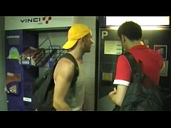 คลิปเกย์เด็ดมาก อัดตูดเด็กด้วยควย10นิ้วเอาสดมิดด้ามลึกๆวินาทีปล่อยน้ำเงี่ยนอัดตุดน้ำนี้ไหลทะลักเยิ้มเลย