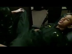 คลิปหลุดเกย์ ทหารเย็ดหนุ่มน้อยรด.หัวเกรียนๆ เดินเข้ามาแล้วบอกว่า..ผมอยากโดนพี่เอาตูดครับ เลยจัดให้คาเครื่องแบบ